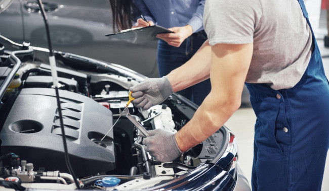 Tips Cek Kondisi Mobil Sebelum Liburan Nataru, Pastikan 7 Hal Ini Aman