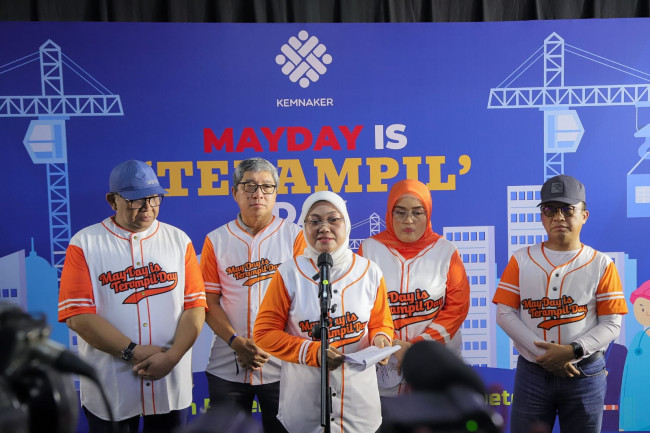 Menaker Ida Fauziyah: Pemerintah Komitmen Tolak Upah Murah dan PHK Sepihak
