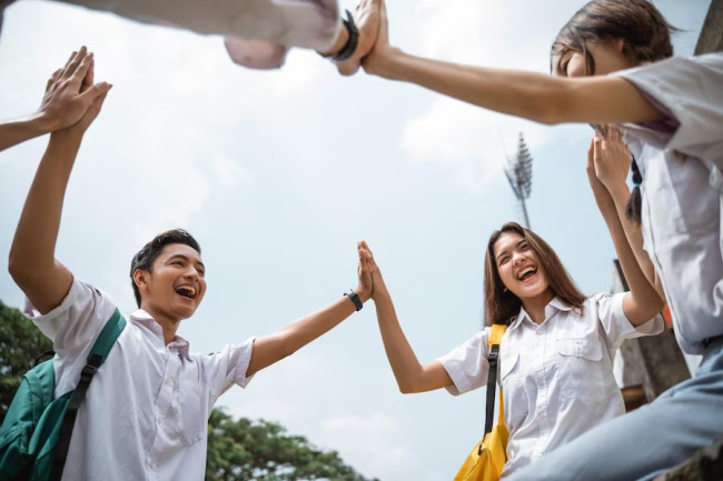 Benarkah Depresi Bisa Menular dalam Kehidupan Sosial Remaja?