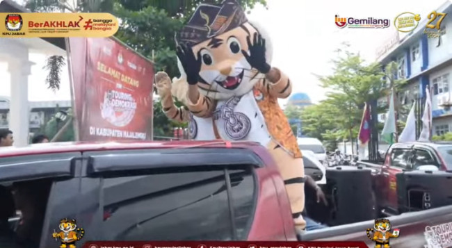 Gelar Pesta Rakyat Jelang Pilkada, Intip Outfit Maskot KPU di Majalengka