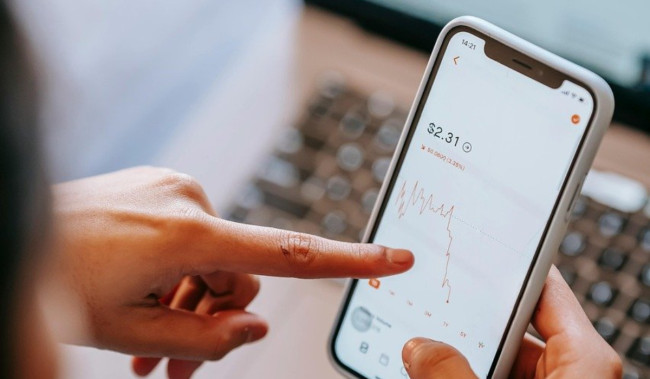 Pria Ini Beri Rekomendasi Investasi yang Cocok untuk Pemula, Jangan Sampai Salah Beli Aset!