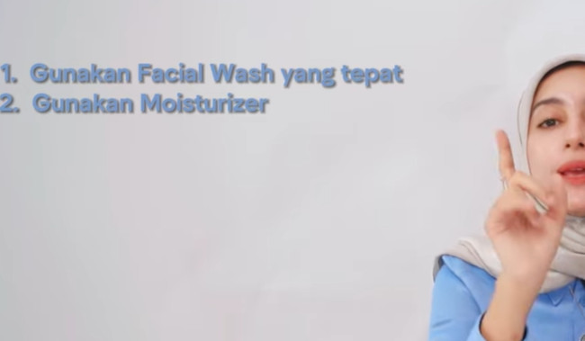Rahasia Glowing 7 Hari Ala Dokter Kamila: Kulit Cerah Paripurna