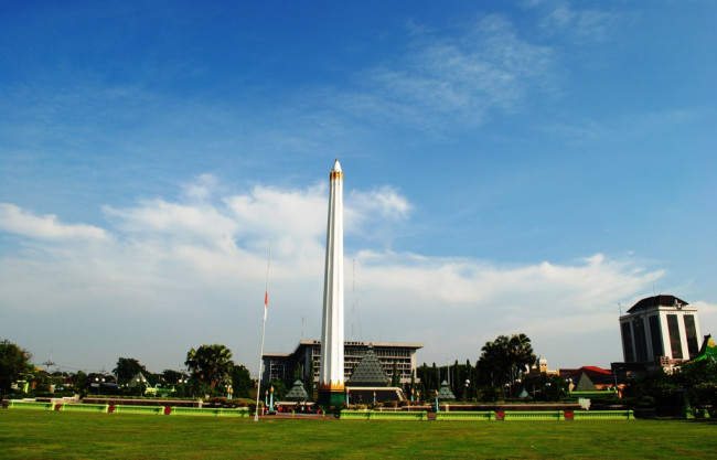 Unveiling Surabaya’s Heritage: A Tour of the City’s Historic Landmarks