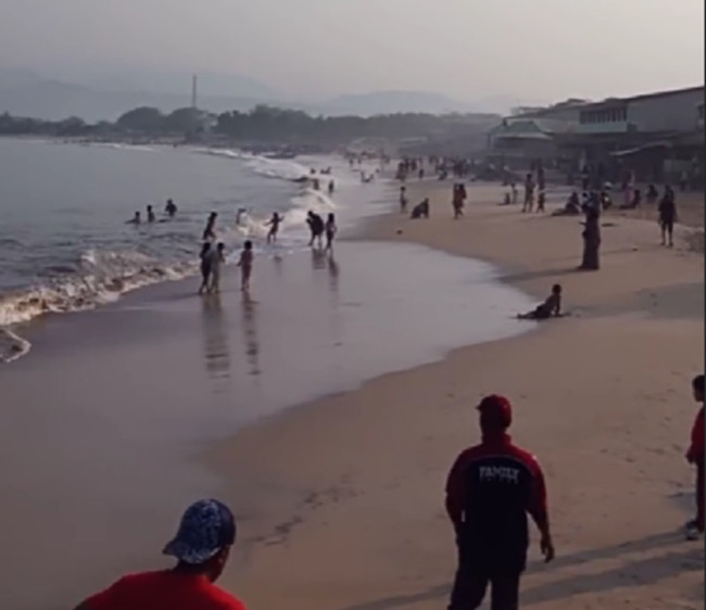 Waspada Potensi Gelombang Tinggi Pantai Selatan, BPBD Kabupaten Garut: Terjadi Rob