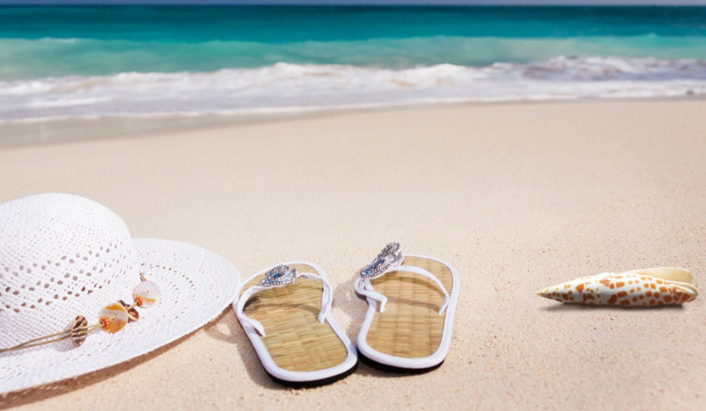 Tips Rawat Kulit Tetap Sehat saat Liburan ke Pantai