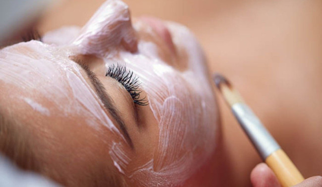 Facial Sendiri dari Rumah, Hasilnya Nggak Kalah Seperti Salon Kecantikan