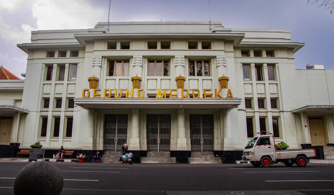 Sederet Bangunan Heritage di Bandung, Saksi Bisu Sejarah Kota Kembang di Masa Lampau