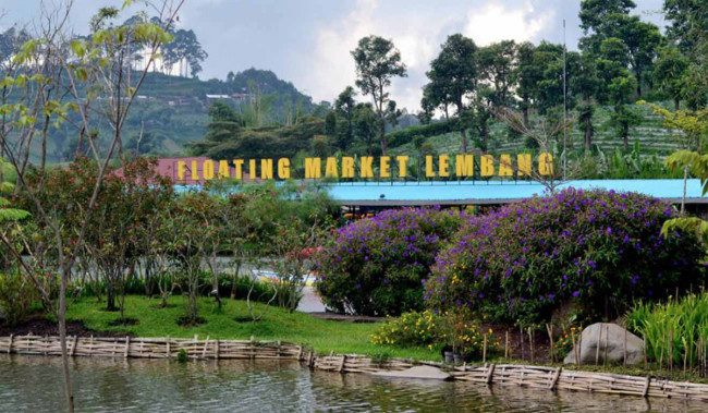 Destinasi Hits dan Viral di Bandung: Rekomendasi Liburan Akhir Tahun Seru untuk Keluarga