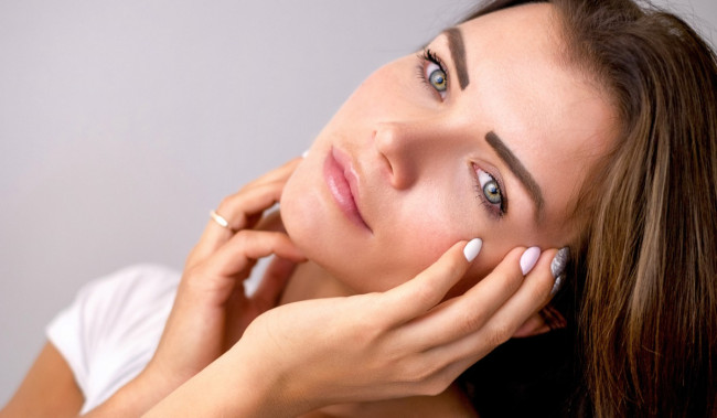 Perbedaan Kulit Perempuan dan Laki-Laki, Lalu Apakah Ada Skincare Khusus?