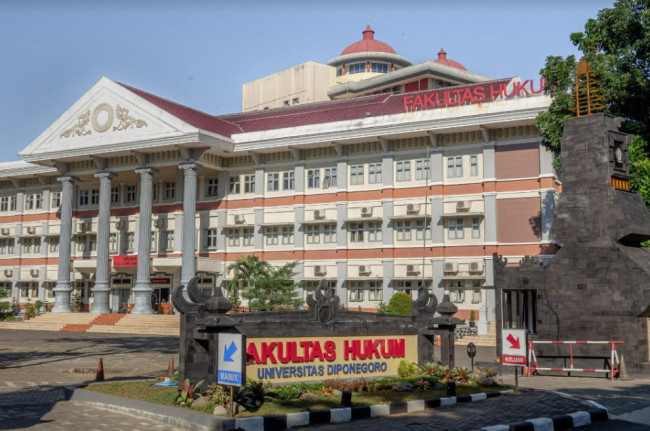 Besaran Biaya UKT S1 Hukum di Undup Jalur SNPB dan SNBT Berdasarkan Golongan