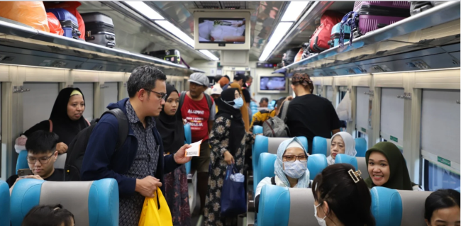 Segera Pesan! PT KAI Buka Pemesanan Tiket 24 Kereta Api Tambahan Lebaran
