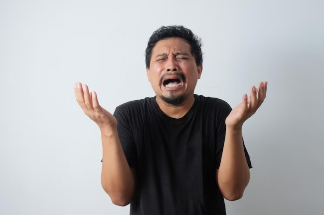 Apa Boleh Menangis Saat Puasa? Perspektif Ulama Mengenai Kehalalan dan Dampaknya Terhadap Ibadah