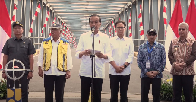 Presiden Jokowi Resmikan Duplikasi Jembatan Kapuas I untuk Meningkatkan Konektivitas Kota Pontianak