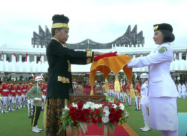Makna Baju Adat Presiden Jokowi, dan Wakil Presiden Ma'ruf Amin