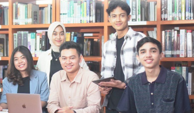 Mahasiswa Unusa Wajib Kuliah dan Skripsi Pakai Bahasa Inggris, Diajar Langsung Dosen Bule