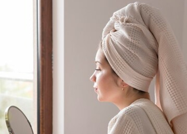 Daftar Tren Skincare 2024: Skin Cycling untuk Minimalis hingga Estetika Kulit Hyper-real