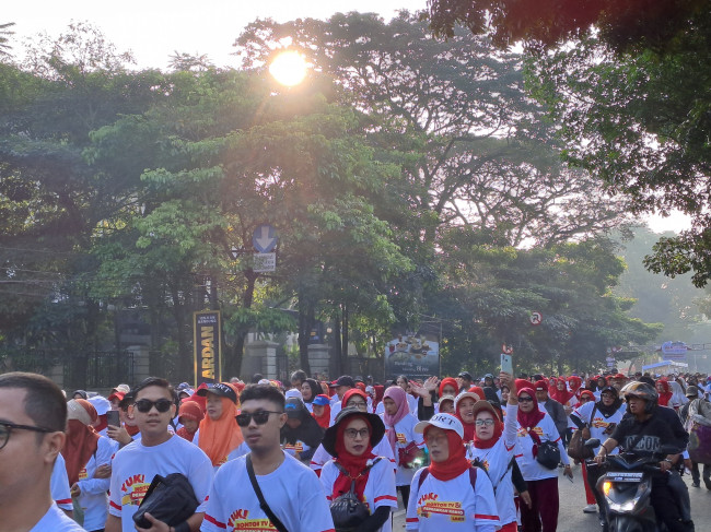 Harsiarda 2024: Acara Jalan Sehat dan Senam Pagi di Gedung Sate Bandung, Minggu Produktif Bareng KPID Jabar