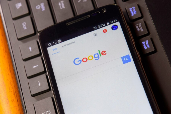 Google Dikabarkan Sedang Mempertimbangkan Layanan Pencarian Berbasis AI Jadi Berbayar