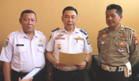 TARIF ANGKOT K-17 - Viral video penumpang dapat sopir angkot yang getok tarif Rp25 ribu. -Foto dok.bekasikab.go.id.