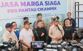 ARUS BALIK LEBARAN 2024 - Menhub Budi Karya Sumadi menyarankan kepada para pemudik untuk melakukan mudik balik atau ke Jakarta dari kampung halaman lebih awal. Instagram/@budikaryas.