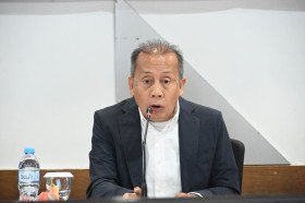 Pemerintah Buka Pendaftaran CPNS 2024, Komisi II DPR RI Minta Transparansi dalam Proses Seleksi - dpr.go.id