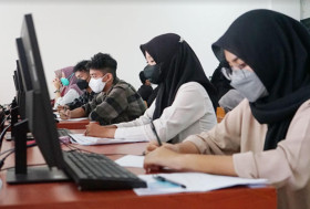 MODEL TES UTBK 2024 -Ilustrasi peserta UTBK. Model tes baru resmi akan diberlakukan dalam UTBK 2024. -Ilustrasi/unram.ac.id.
