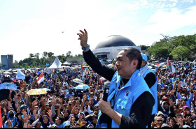 (Suasana HUT Partai Gelora di Balikpapan/foto: twitter @fahrihamzah)