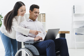 Ilustrasi penyandang disabilitas. Simak berikut kelengkapan berkas untuk pendaftaran beasiswa unggulan 2024 masyarakat berprestasi bagi penyandang disabilitas. Ilustrasi/Freepik.
