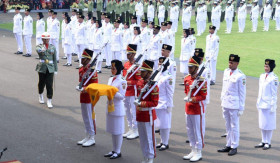 17 AGUSTUS 2024 - Pelaksanaan upacara 17 Agustus 2024 berlangsung di IKN, calon paskibraka sedang mempersiapkan diri. -Foto dok.setkab.go.id.