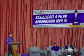 anggota Komisi II DPR RI, Ujang Bey, S.I.P., M.I.P.,