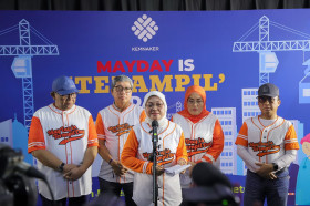 MAY DAY - Pemerintah Komitmen Tolak Upah Murah dan PHK Sepihak.-kemenaker.go.id