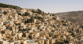 Sobat Baca harus tahu jika Israel adalah satu negara di Asia Barat yang dikelilingi oleh Laut Tengah, Lebanon, Suriah, Palestina, Yordania, dan Mesir. Foto Haley Black.