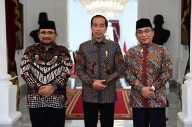 Ketua Umum PBNU KH Yahya Cholil Staquf (kanan). Gus Yahya yakin hampir semua menteri-menteri kabinet Prabowo adalah kader NU. - Instagram @kyaiyahyacholilstaquf.
