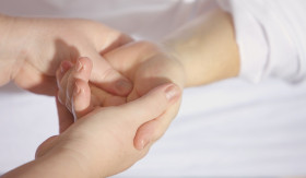 KERATOSIS PILARIS - Banyak orang merasa tidak nyaman dengan tekstur kulit ayam. Kondisi tersebut, bisa diatasi denganeberapa cara. - Foto ilustrasi Pixabay/andreas160578.