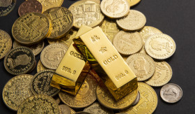 HARGA EMAS HARI INI - Harga emas hari ini kembali turun. Saatnya para investor untuk investasi jangka panjang. - Foto ilustrasi freepik/wirestock.