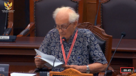 SIDANG PHPU 2024 - Romo Magnis saat memberikan keterangannya si Sidang Mahkamah Konstitusi mengenai sengketa pemilu 2024. - tangkapan layar youtube/mahkamah konstitusi