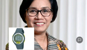 SRI MULYANI - Telah dilantik jadi Menteri Keuangan pada kabinet Merah Putih, Sri Mulyani pakai jam tangan yang harganya bikin kaget. - Foto TikTok/@tankamedium.