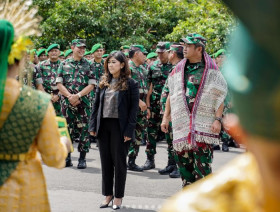 RAPAT KESIAPAN IDUL FITRI DAN PILKADA 2024 - Komisi I DPR RI menggelar bersama TNI perihal kesiapan menjaga keamanan Hari Raya Idul Fitri, dan Pilkada Serentak 2024. (Instagram/@meutya_hafid).