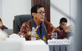 Yasonna Laoly dipanggil KPK terkait kasus suap Harun Masiku. Mantan Menkumham ini dijadwalkan hadir Rabu besok untuk pemeriksaan penting. Foto @yasonna.laoly.