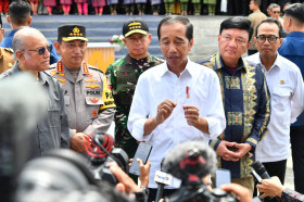 Presiden Jokowi Copot Kepala BIN - setkab.go.id
