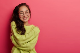 Mencari Kebahagiaan? Mulailah dengan Self-Love dan Kenali Dirimu Sendiri – (Foto: Freepik)