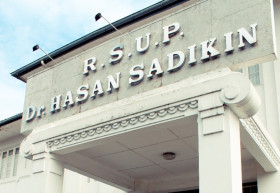 PASIEN ANAK CUCI DARAH - Ilustrasi RSHS Bandung. Konsultan Nefrologi Anak RSHS Bandung, Prof. Dany Hilmanto jelaskan riwayat penyakit anak cuci darah di   RS tersebut. (Foto: web.rshs.or.id).