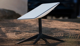 STARLINK - Satelit SpaceX milik Elon Musk, mengalami penurunan harga perangkat. - Foto dok.starlink.com.