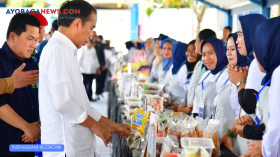 JOKOWI HABISKAN BANSOS - Ilsutrasi kegiatan Presiden Jokowi. Kemenkeu ungkap anggaran bansos yang sudah dihabiskan Jokowi di awal tahun.