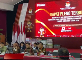 Rapat Pleno Terbuka Rekapitulasi Perhitungan Perolehan Suara Pilgub Jabar 2024, yang digelar KPU Provinsi Jawa Barat. (Foto: Instagram/@kpuprovinsijabar).