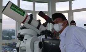Pemantauan Hilal - Simak awal puasa Ramadan 2024 berdasarkan versi Muhammadiyah, Pemerintah dan NU. (Kemenag).