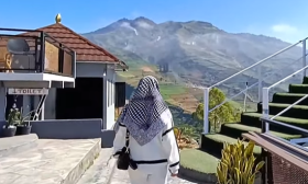 REVIEW- Pintu Langit Dieng, Spot Instagramable yang Serasa di Atas Awan (Sumber: Tangkap Layar Youtube @vantimechannel)
