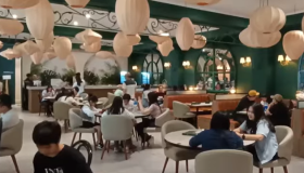 Review! Serasi Coffee & Eeri, Tempat Nongkrong Cozy di Lippo Karawaci Tangerang Selatan yang Instagramable! (Sumber: Tangkap Layar Youtube @vantimechannel)