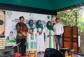 UIN Sunan Gunung Djati Bandung, khususnya program S2 Komunikasi Penyiaran Islam (KPI), bekerja sama dengan Muslimat Al Washliyah Jabar dan PD Alwashliyah Kabupaten Kuningan. foto dokumen pribadi.