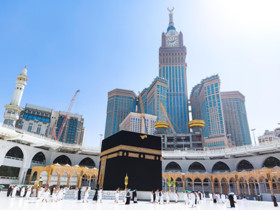Ilustrasi Makkah. Kemenag imbau bagi calon jamaah haji untuk segera melunasi biaya perjalan ibadah haji. (FOTO: Freepik).